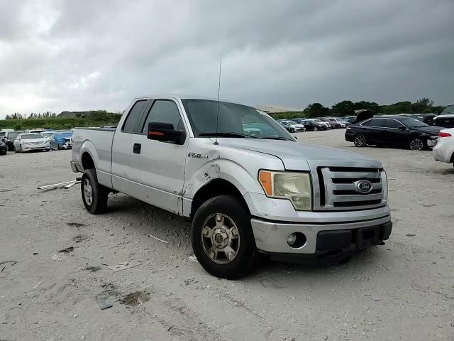 2011 Ford F-150 - Image 10