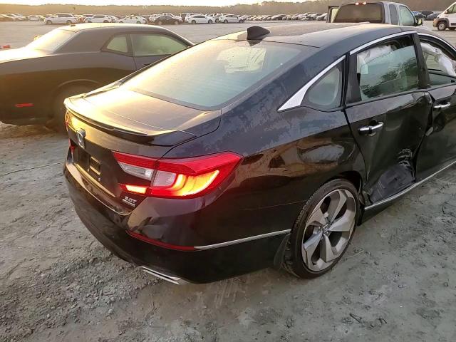 2018 Honda Accord Touring VIN: 1HGCV2F93JA046340 Lot: 78793054