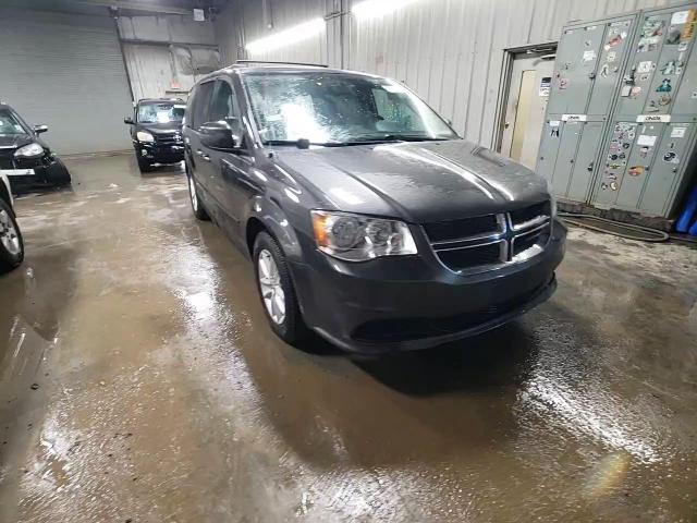 2015 Dodge Caravan - Image 13