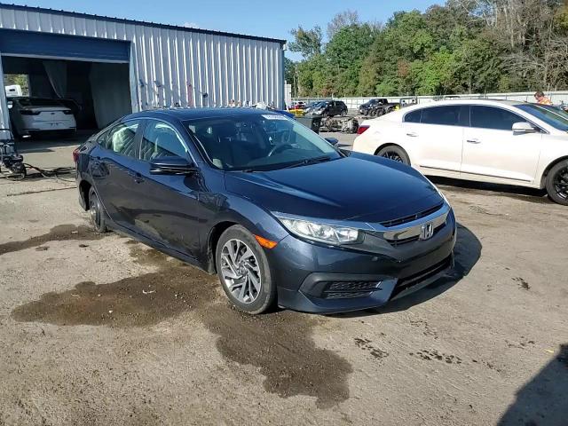 2018 Honda Civic - Image 13
