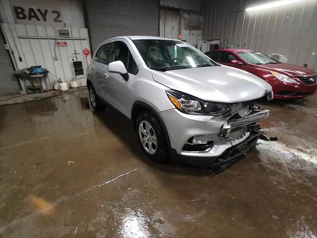 2017 Chevrolet Trax Ls VIN: KL7CJKSB4HB215902 Lot: 80446664