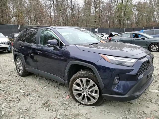 2023 Toyota RAV 4 - Image 12