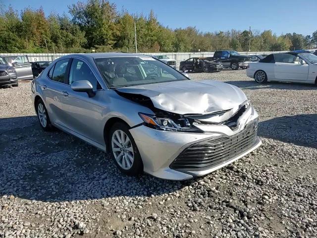 2020 Toyota Camry Le VIN: 4T1C11AK7LU984787 Lot: 80650104