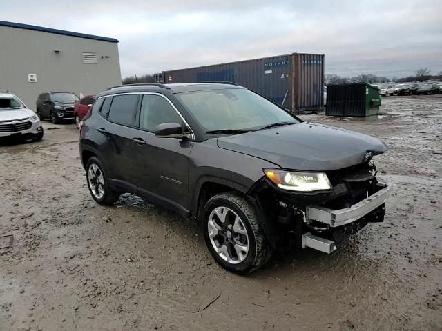 2018 Jeep Compass - Image 15