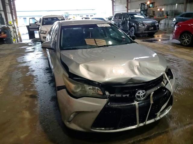 2016 Toyota Camry - Image 11