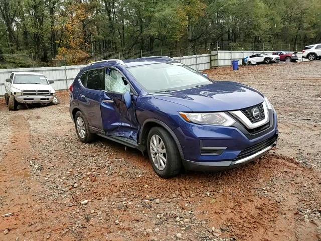 2018 Nissan Rogue - Image 11