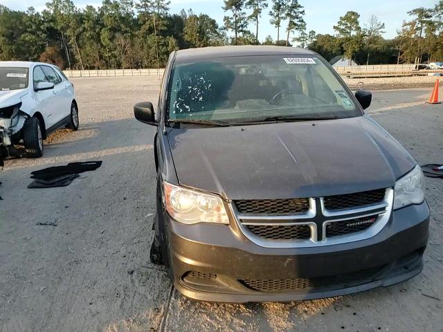 2017 Dodge Caravan - Image 12