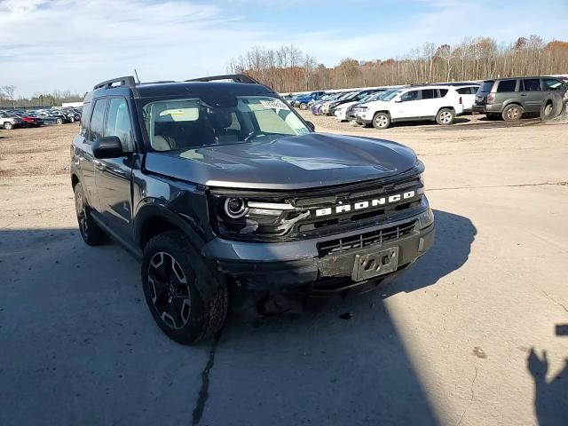 2022 Ford Bronco - Image 12