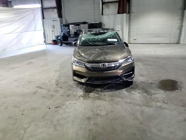 2017 Honda Accord - Image 10