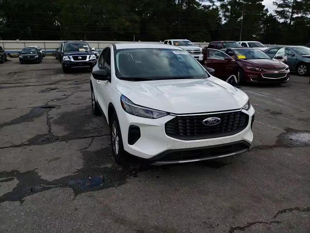 2023 Ford Escape - Image 14