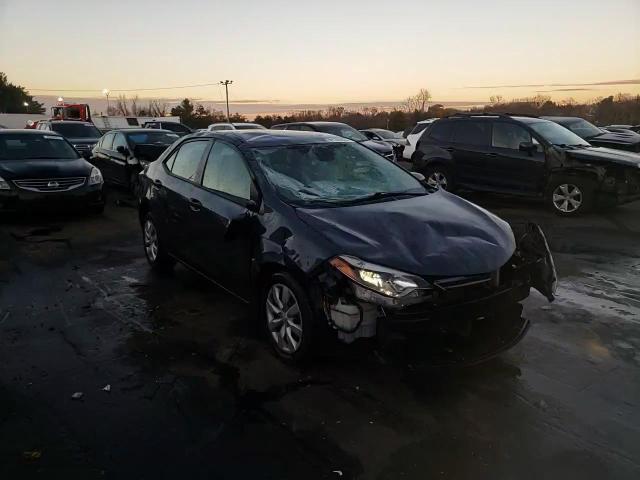 2015 Toyota Corolla L VIN: 2T1BURHE8FC403563 Lot: 81705834