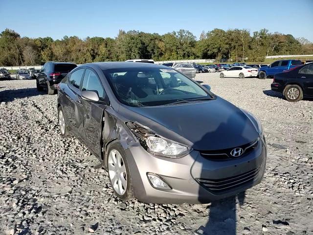 2013 Hyundai Elantra - Image 13