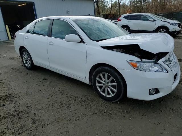 2011 Toyota Camry - Image 11