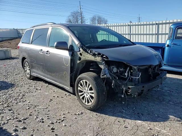 2018 Toyota Sienna Xle VIN: 5TDYZ3DC9JS943145 Lot: 80252964