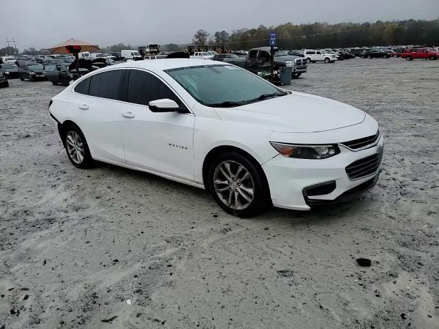 2017 Chevrolet Malibu - Image 11