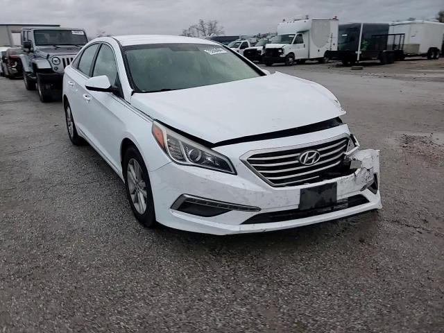 2015 Hyundai Sonata - Image 10