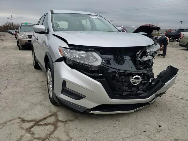 2017 Nissan Rogue - Image 12