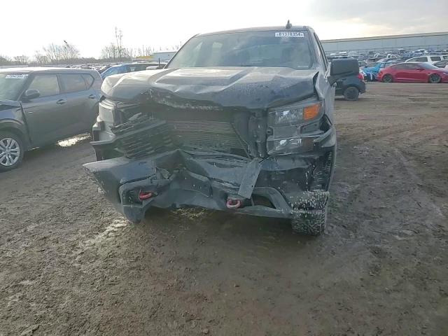 2020 Chevrolet Silverado - Image 11