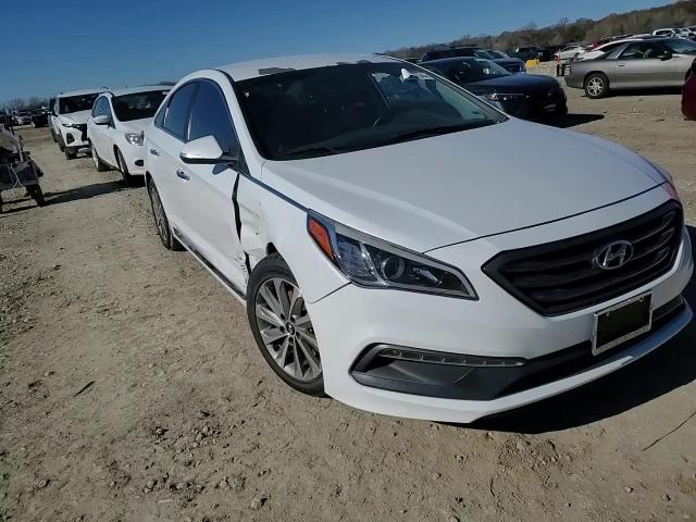 2015 Hyundai Sonata - Image 11