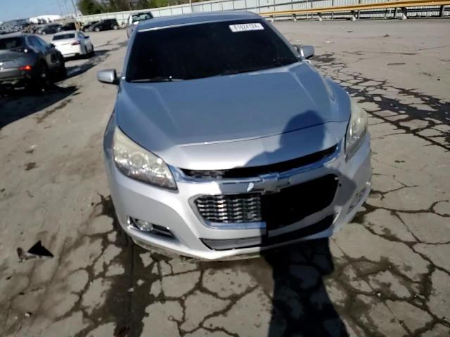 2016 Chevrolet Malibu - Image 13