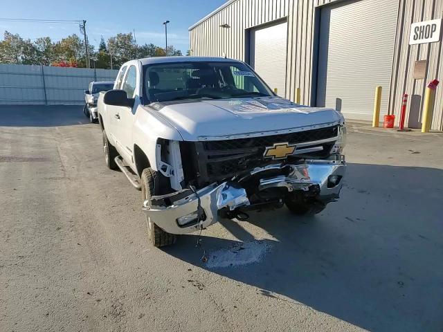2013 Chevrolet Silverado - Image 10