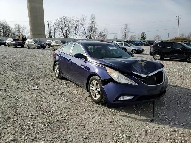 2013 Hyundai Sonata - Image 14