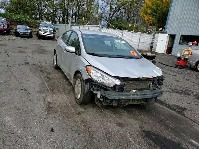2016 Kia Forte - Image 11