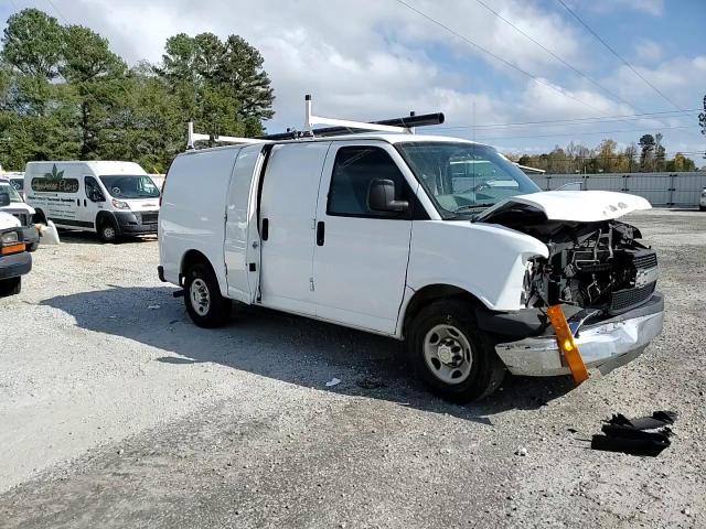 2013 Chevrolet Express - Image 11