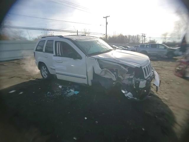 2010 Jeep Grand Cherokee - Image 12