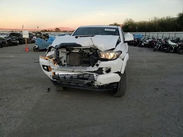 2018 Toyota Tacoma - Image 10