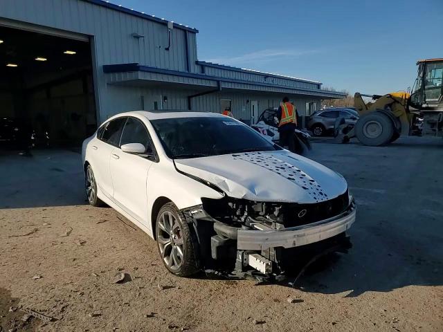 2015 Chrysler 200 S VIN: 1C3CCCDG7FN686809 Lot: 79617184