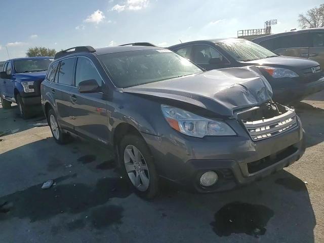 2014 Subaru Outback - Image 10