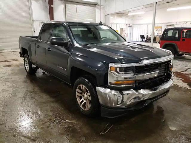 2017 Chevrolet Silverado - Image 11