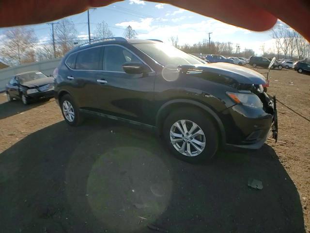 2015 Nissan Rogue S VIN: 5N1AT2MV2FC826218 Lot: 81386594