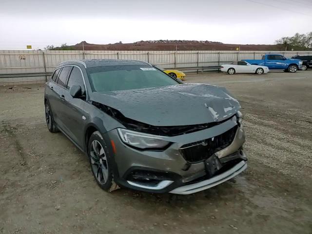 2019 Buick Regal Tourx Essence VIN: W04GV8SX9K1034664 Lot: 79794534