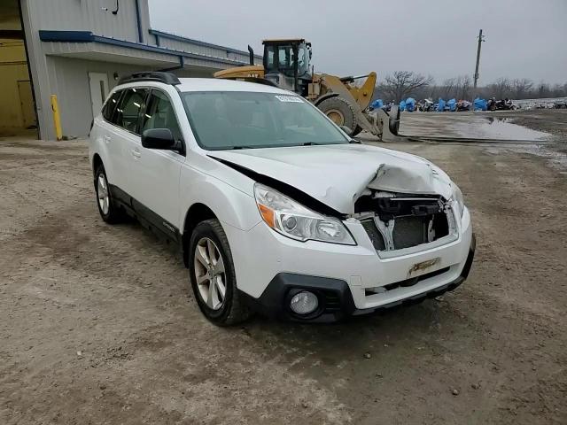 2014 Subaru Outback - Image 14