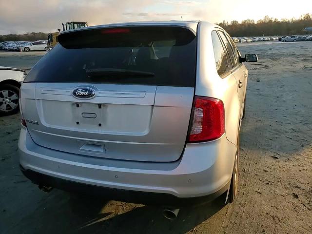 2014 Ford Edge - Image 11