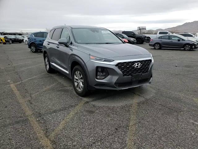 2019 Hyundai Santa Fe - Image 11
