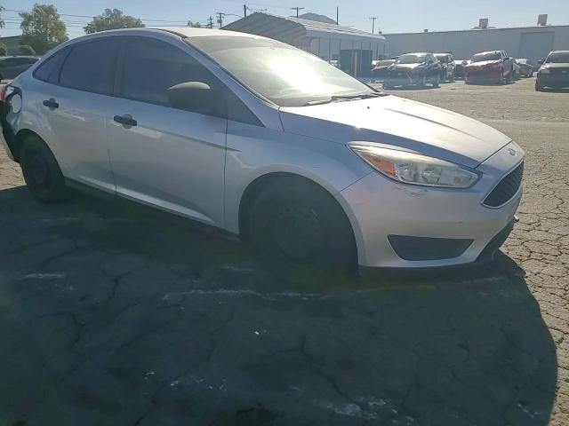 2015 Ford Focus - Image 10
