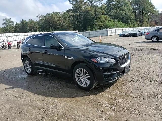 2019 Jaguar F-Pace - Image 12