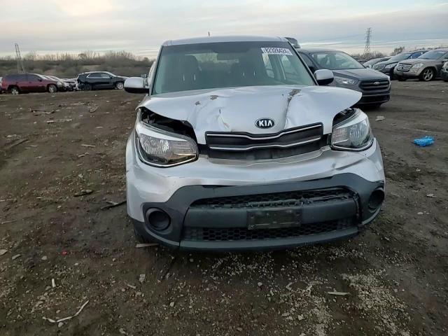 2017 Kia Soul - Image 13