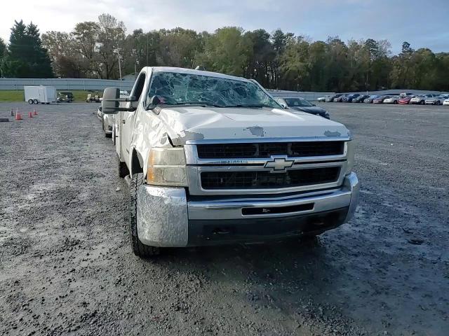 2010 Chevrolet Silverado - Image 10