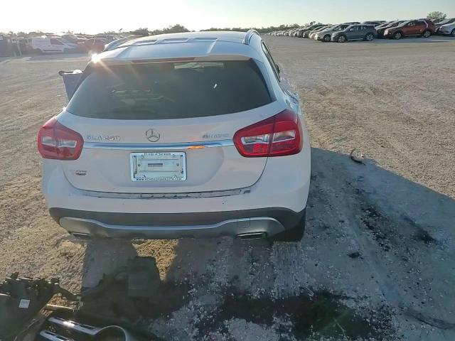 2019 Mercedes-Benz GLA-klasse - Image 11