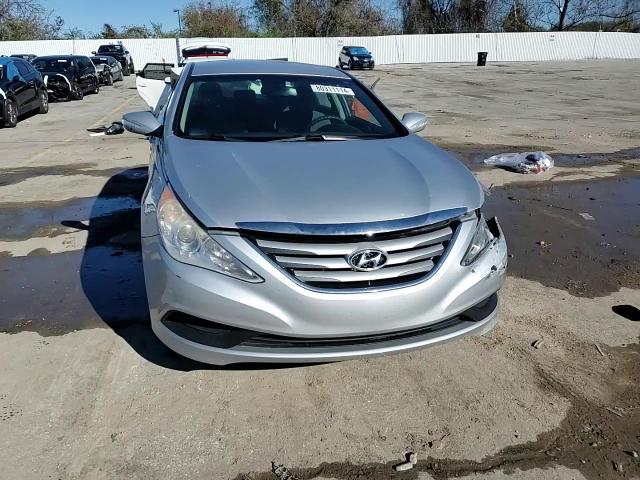 2014 Hyundai Sonata - Image 11