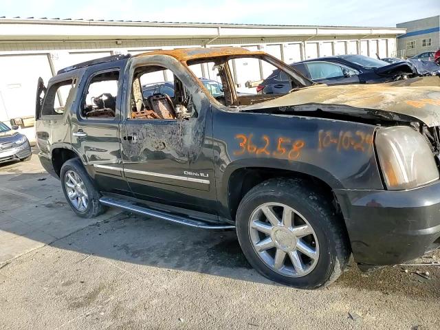 2013 GMC Yukon - Image 11