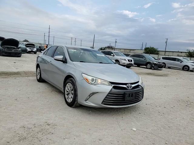 2016 Toyota Camry Le VIN: 4T4BF1FK3GR580225 Lot: 79720804