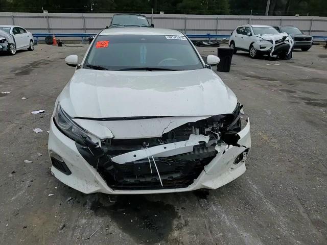 2021 Nissan Altima - Image 10