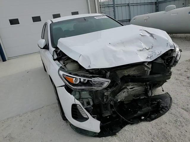 2018 Hyundai Elantra - Image 11