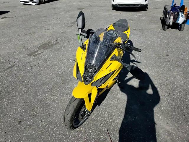 2024 Suzuki Gsx800 F VIN: JS1EM13B9R7103493 Lot: 82316544