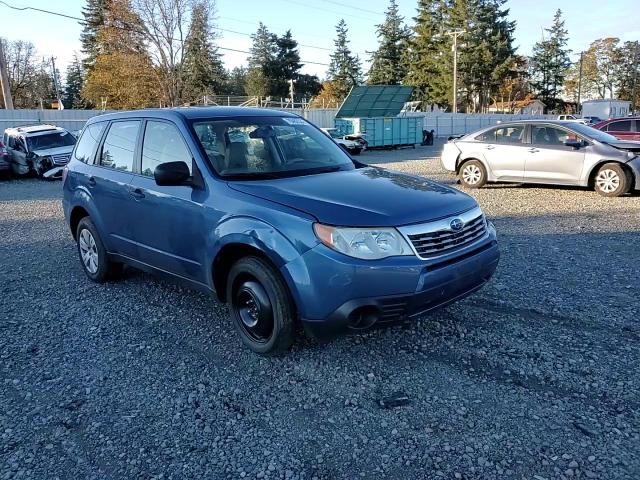 2010 Subaru Forester 2.5X VIN: JF2SH6ACXAH701520 Lot: 79482534